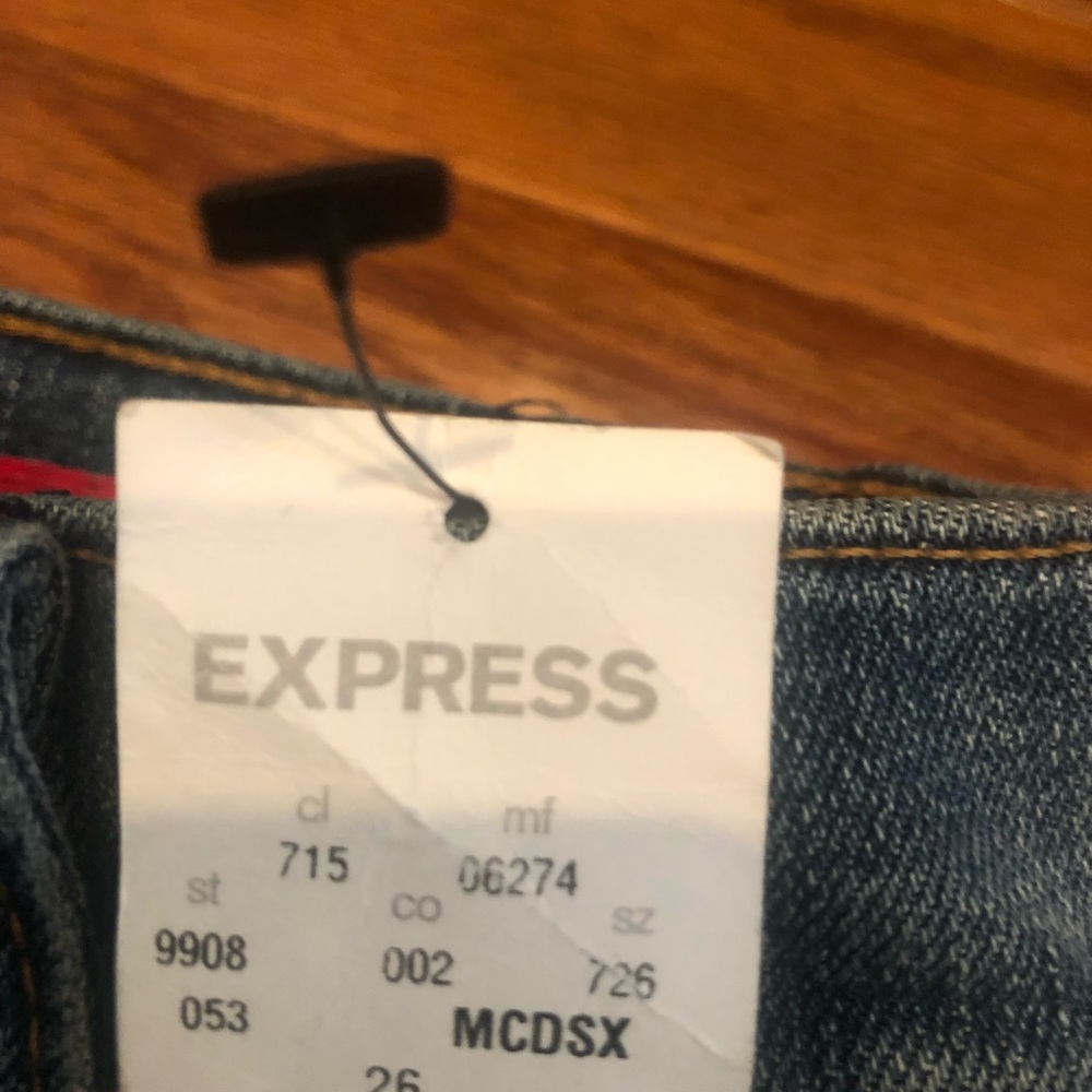 Express Jeans - Picture 3 of 5